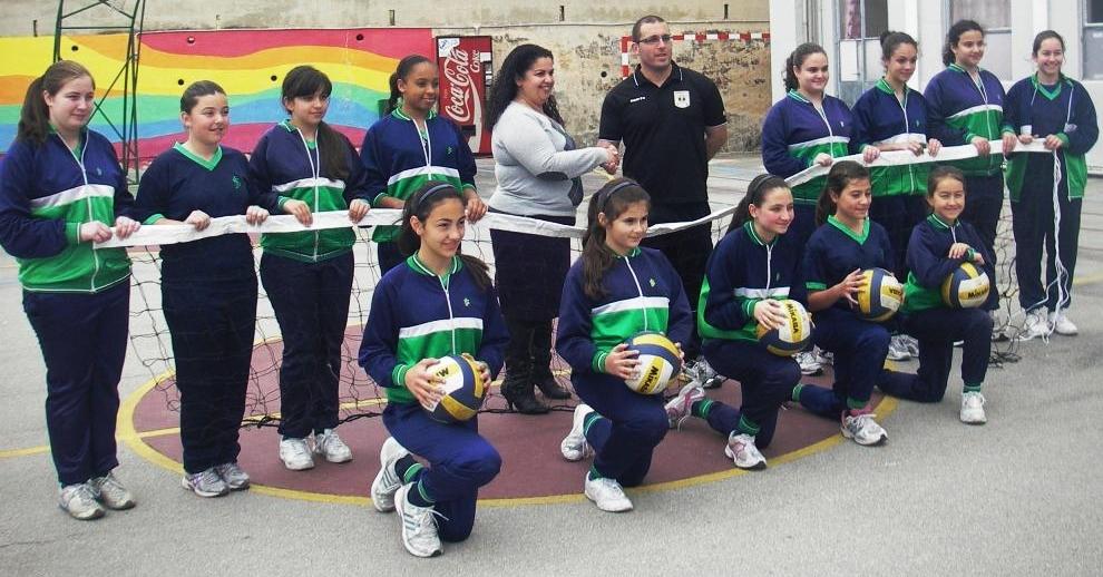 Phoenix S.C. supports volleyball at school